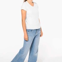 Дамска Памучна V Тениска с Ликра (160 g/m²) – Slim Fit и OEKO-TEX® Сертификат Дамска Памучна V Тениска с Ликра (160 g/m²) – Slim Fit и OEKO-TEX® Сертификат