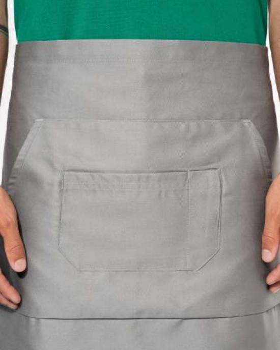 Средно дълга деним престилка MID APRON с три джоба и регулируеми връзки