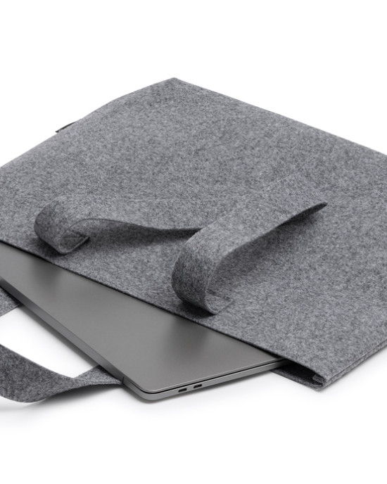 Чанта от рециклиран филц CAROLA